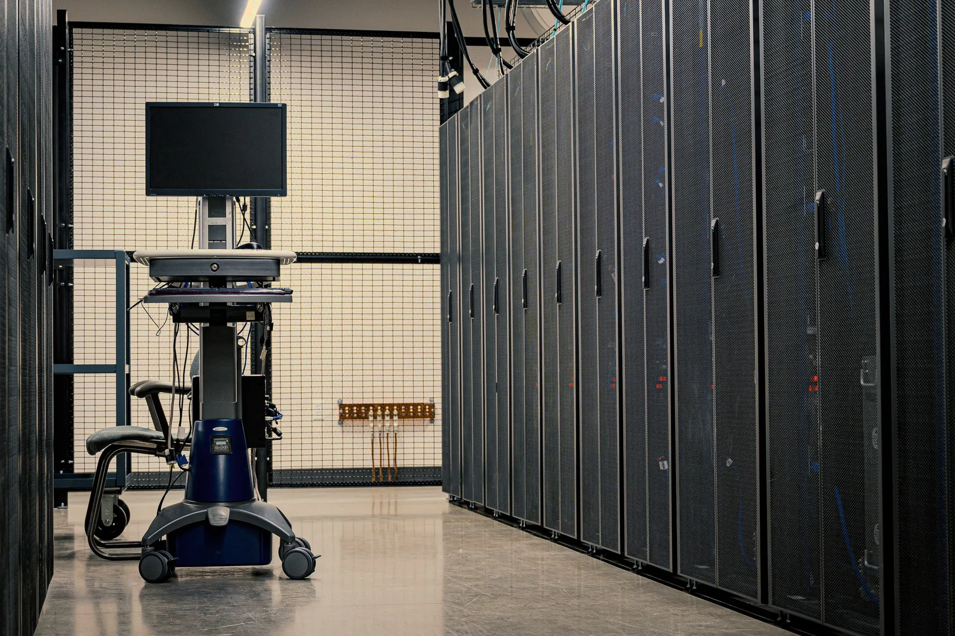 Rechenzentrum mit Server-Racks